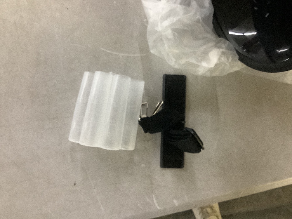 50 Watt Professional Bluetooth Megaphone Bullhorn Speaker with Rechargeable Battery - Image 5 - Lot 522