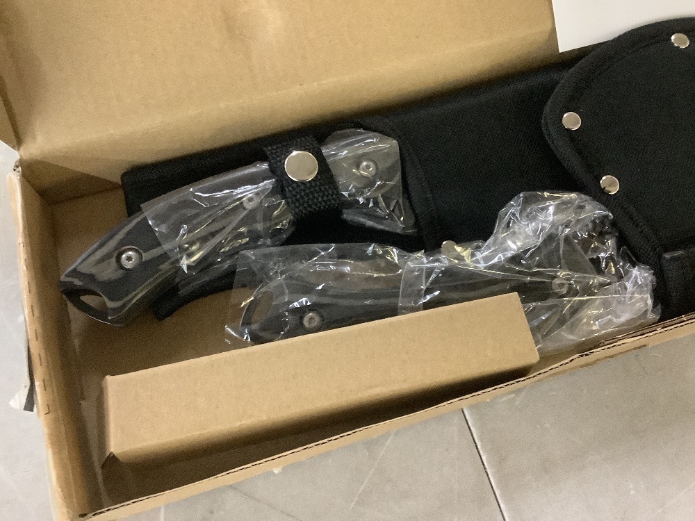 VEVOR Hunting Knife and Hatchet Axe Combo Set with Sheath - Image 3 - Lot 632JF