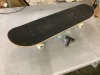 Complete Skateboard for Beginners - Missing a Nut - Thumbnail 4