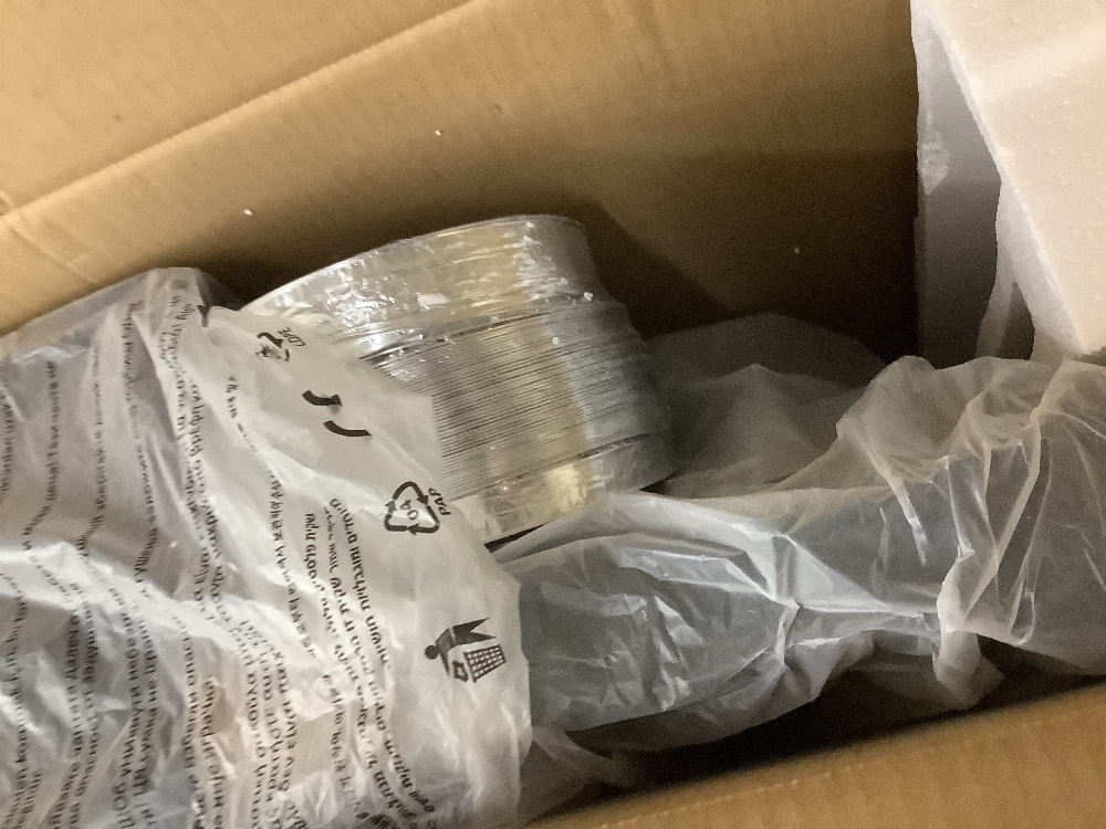 FIREGAS Black Range Hood 30 Inch, Ducted/Ductless Convertible, 450 CFM, 3-Speed Exhaust Fan, Stainless Steel - Image 4 - Lot 438