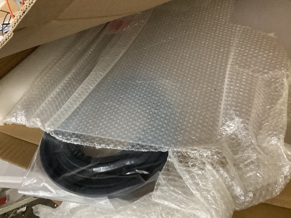 Front Full Windshield Replacement for 2015-2021 Polaris Ranger Midsize 570 500 Crew EV ETX Scratch Resistant 1/4 Inch Thick - Cracked Corner - Image 3 - Lot 521