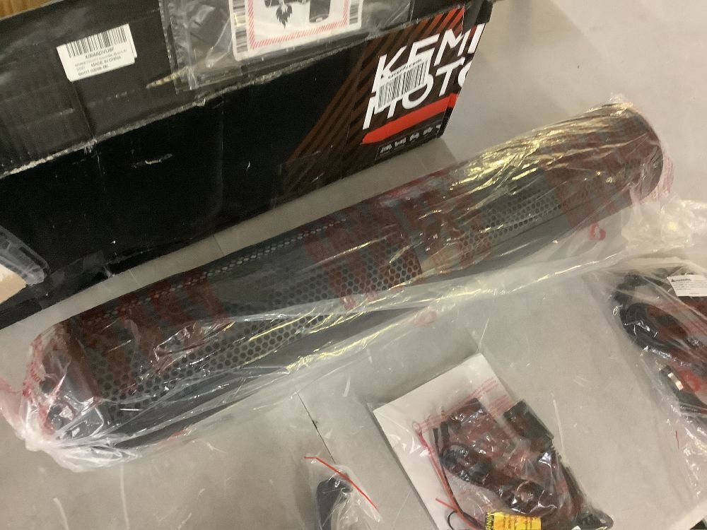 Kemimoto UTV Sound Bar 28-Inch Bluetooth-Compatible for 1.56"- 2.25" Roll Cage RMS 80W - Image 3 - Lot 92
