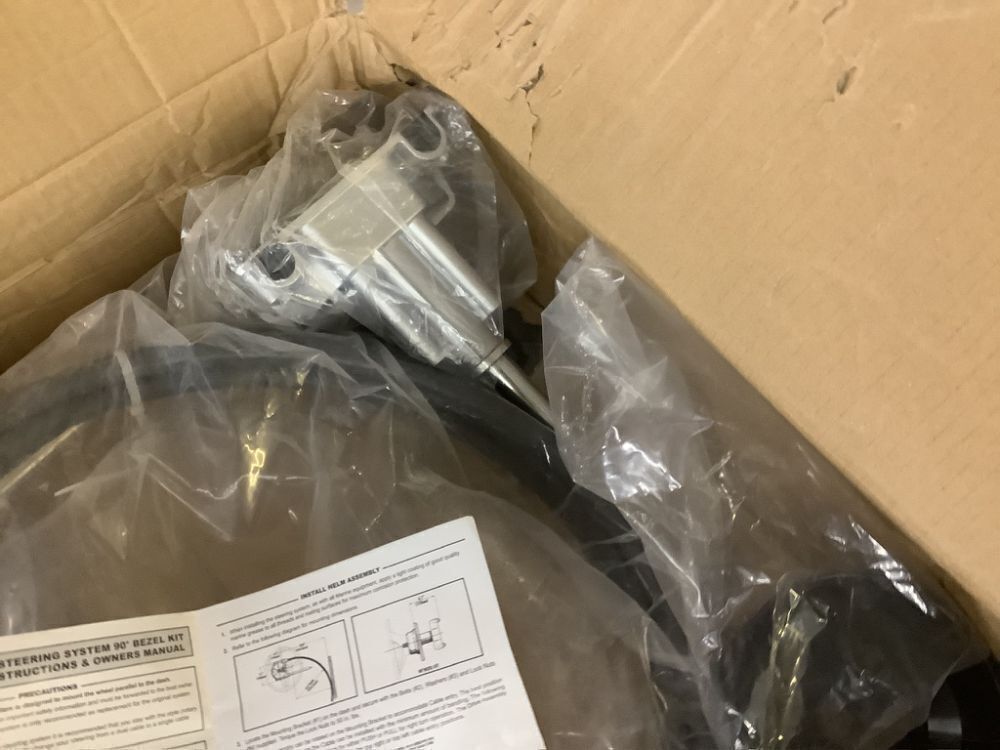 Boat Steering System - Image 3 - Lot 118