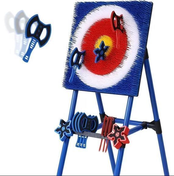 Throwing Bristle Target Game Set - Image 1 - Lot 172