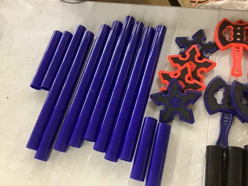 Throwing Bristle Target Game Set - Image 6 - Lot 172