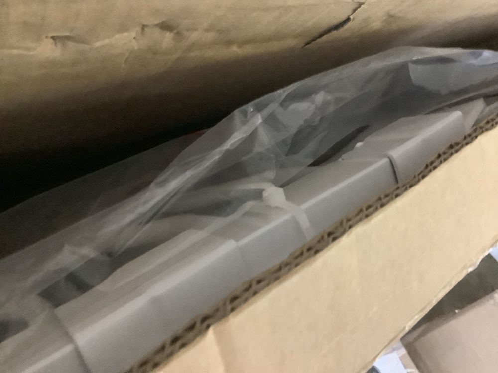 GROWNSY Baby Gate - Image 2 - Lot 173