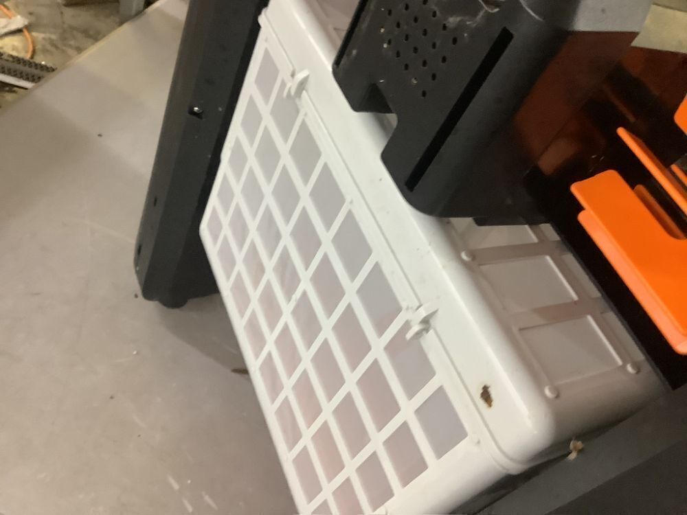 Vidapool Solar Powered Robotic Pool Skimmer - Image 5 - Lot 176