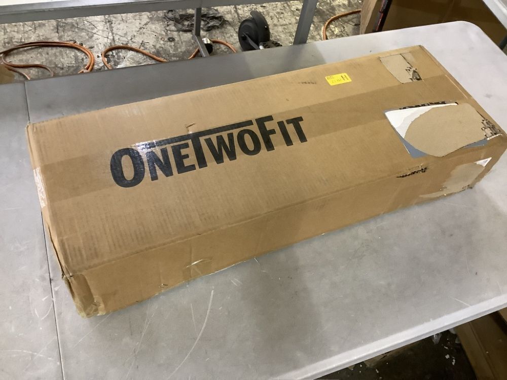 OneTwoFit Multifunctional Wall Mounted Pull Up Bar - Image 2 - Lot 262