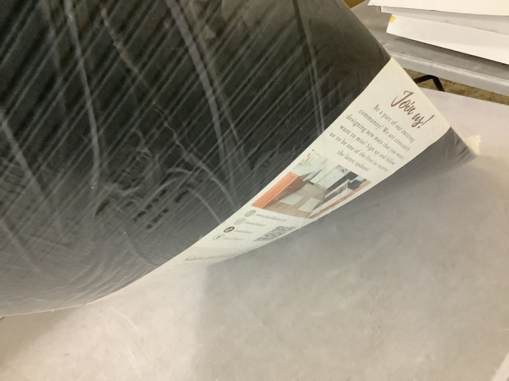 Laurel Lane Designer Anti Fatigue Mat 20" x 39" - Image 3 - Lot 528