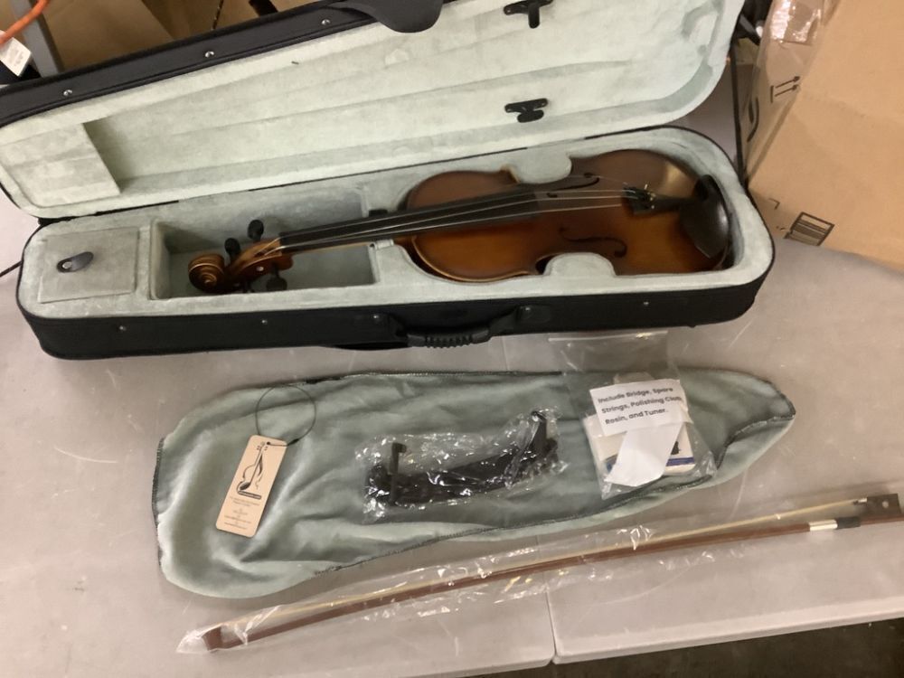 Fesley 4/4 Acoustic Violin with Case - Image 1 - Lot 532