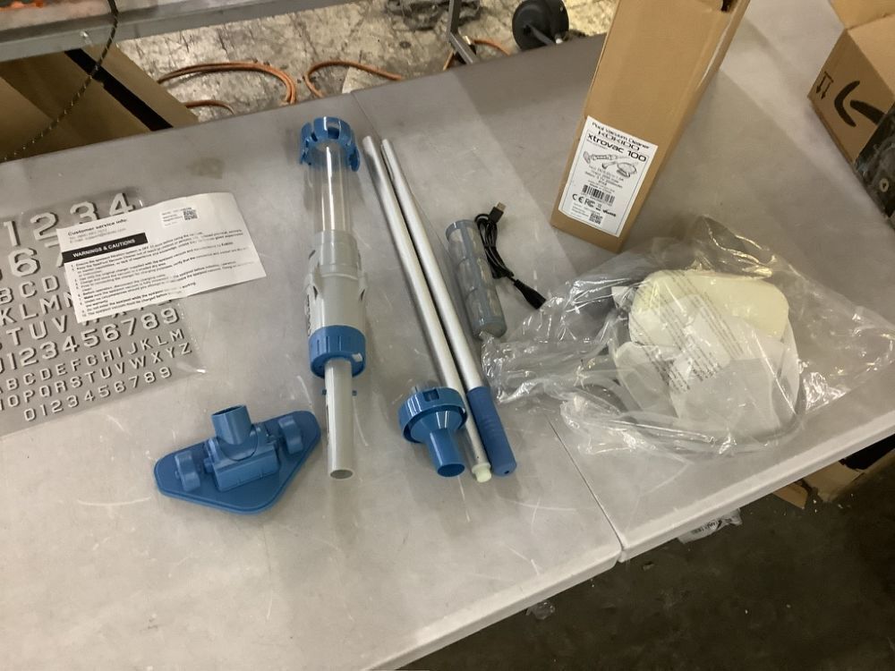 KOKIDO Rechargeable Pool Vacuum Cleaner - Image 2 - Lot 665