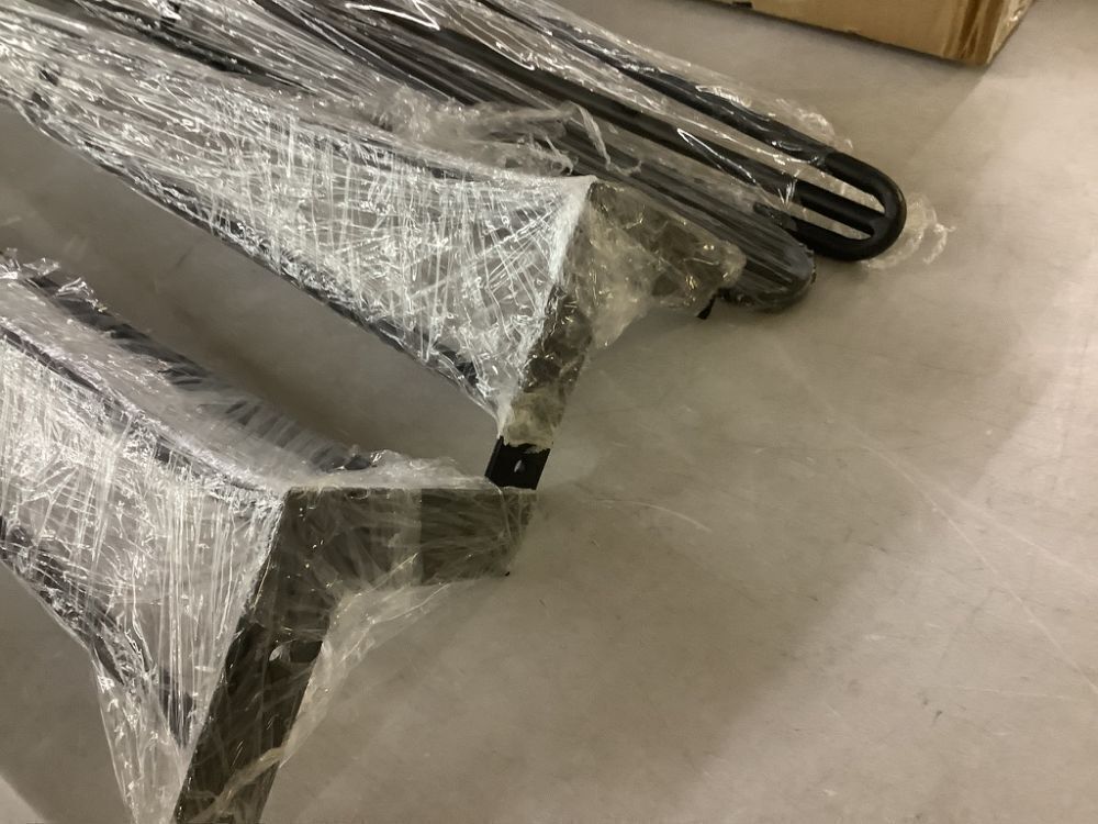 28" Hairpin Furniture Legs, Set of 4 - Image 5 - Lot 667