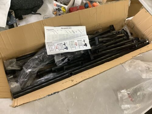 Garden Arch 98" x 94" - Lot 761