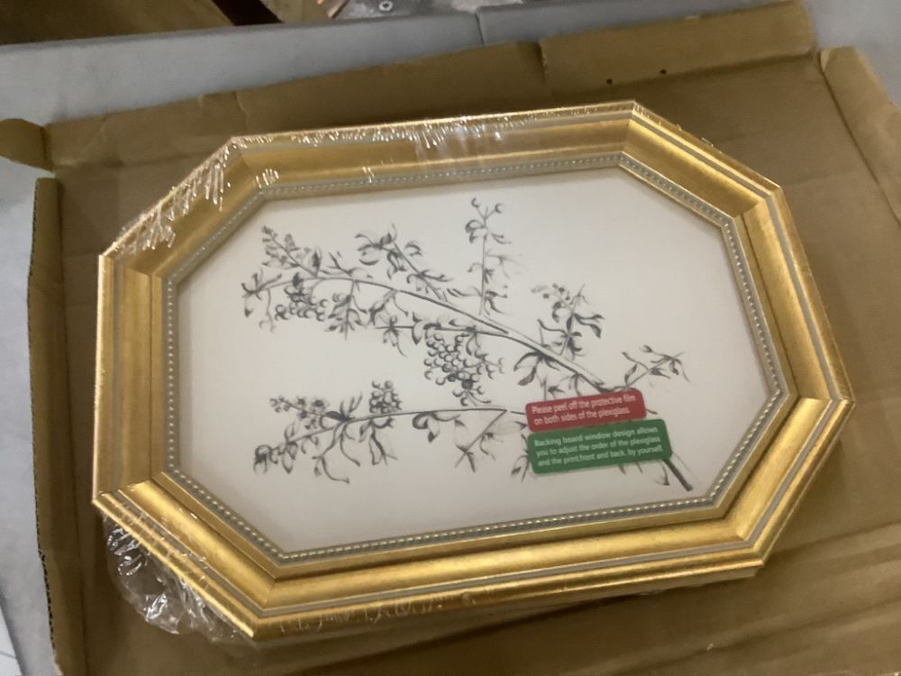 SoochART Gold Framed Canvas Wall Art 8" x 12" - Image 3 - Lot 769