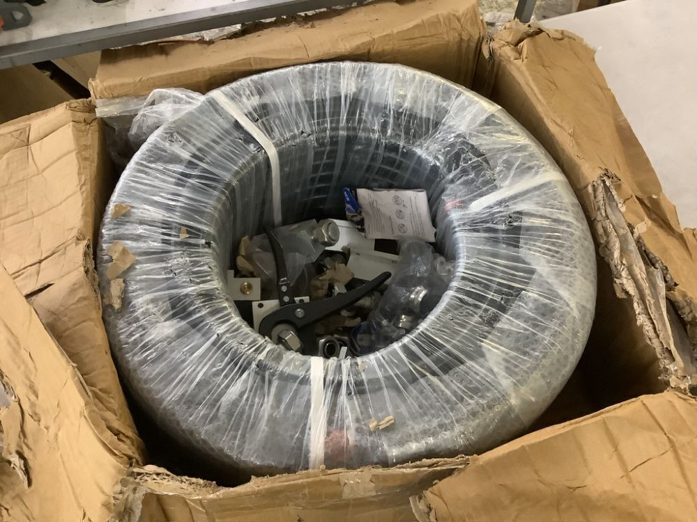 Compressed Air Piping System, 3/4" x 200' Black HDPE Pipe, Aluminum Wall Outlet Blocks, Rapid Air Compressor System Accessories and Air Line Kit - Image 2 - Lot 81