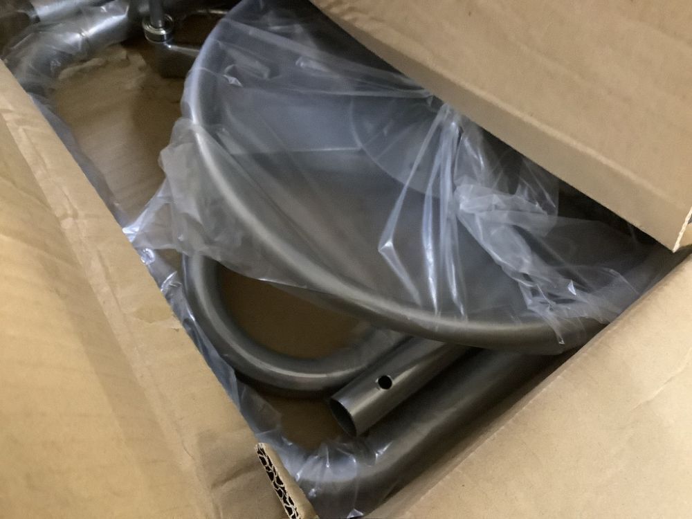 VEVOR Hose Reel Cart, Hold Up to 175 ft of 5/8’’ Hose - Image 3 - Lot 116JF