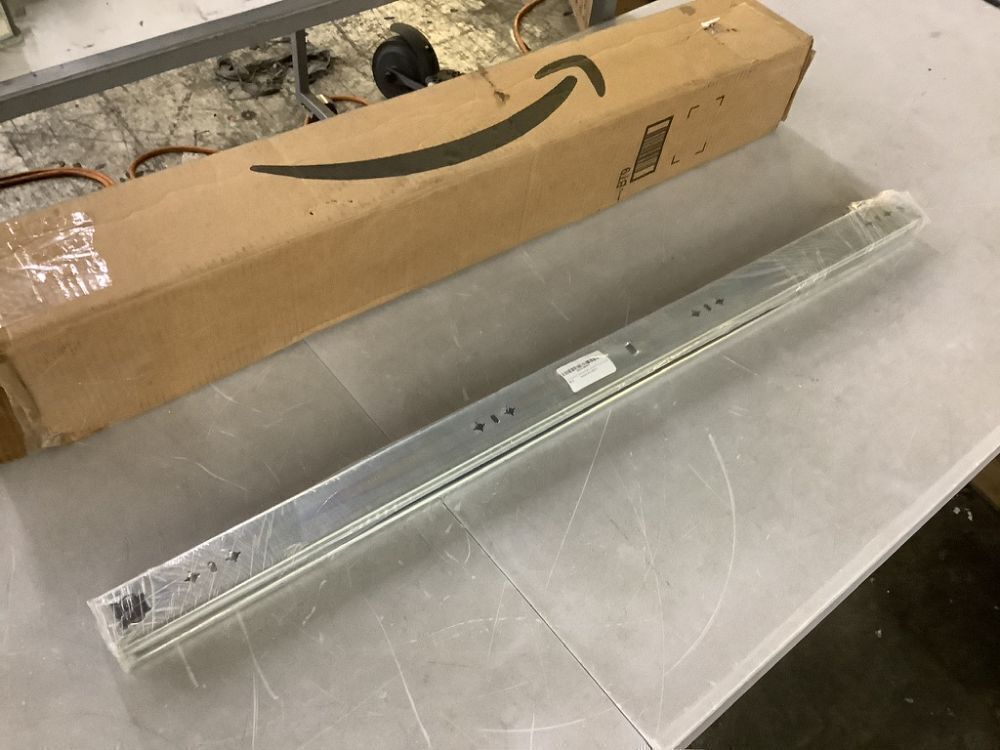 1 Pair 36 Inch 260 Lb Capacity Heavy Duty Drawer Slides with Screws - Image 2 - Lot 562