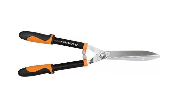 Fiskars 23 in. Power-Lever Softgrip Hedge Shears - Image 1 - Lot 477JF