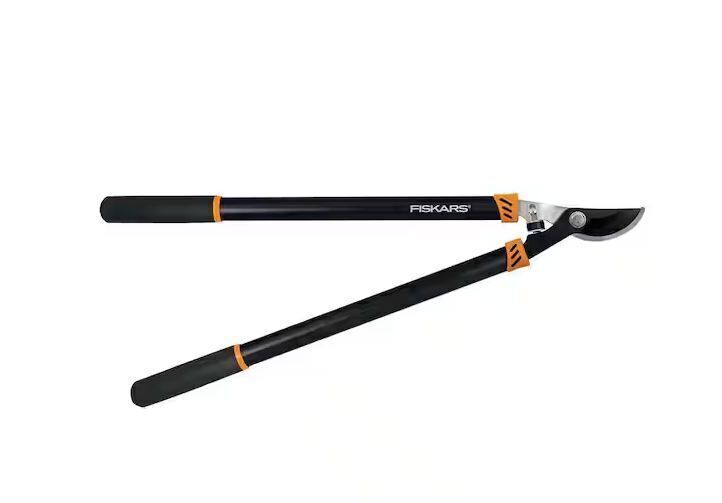Fiskars 1-1/2 in. Cut Capacity Low-Friction Steel Blade, 28 in. Bypass Lopper with Non-Slip Handles - Image 1 - Lot 478JF