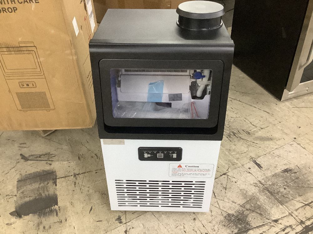 Hooure 13.5 in. 80LBS/24H Freestanding Full Size Cubes Commercial Ice Maker in Stainless Steel - Image 3 - Lot 23JF