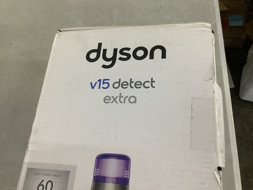 Dyson V15 Cordless Stick Vacuum Cleaner - Image 3 - Lot 5JF