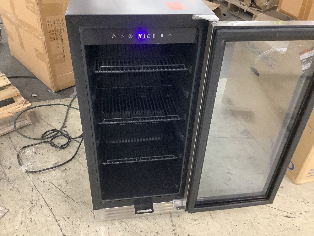 Velivi 15 in. 127 Can Freestanding Beverage Cooler with Adjustable Shelves in Stainless Steel - Scratch/Dent, Missing 3 Foot Levelers - Image 5 - Lot 20JF