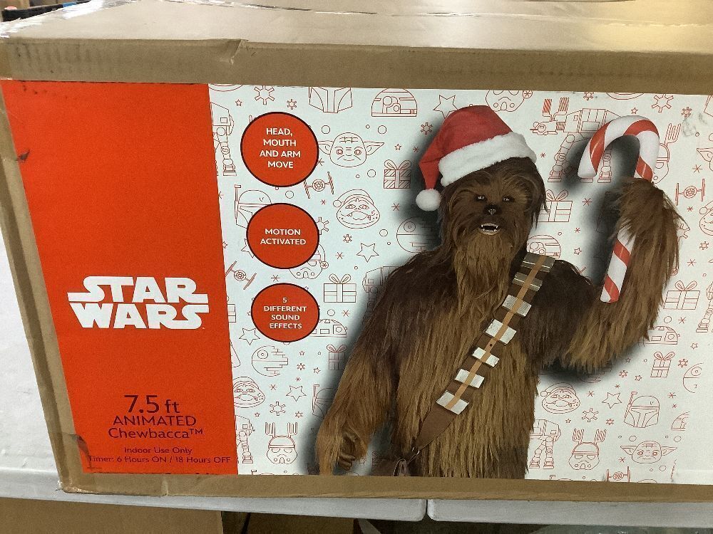 Star Wars 7.5 ft. Animated Chewbacca - Image 3 - Lot 17JF