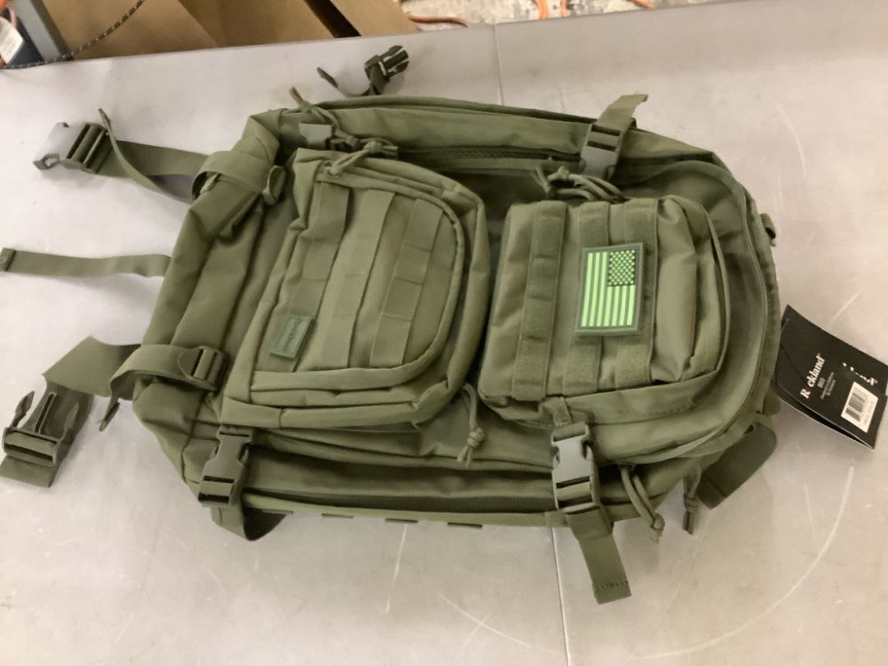 Rockland Military Tactical 20 in. Green Laptop Backpack - Image 3 - Lot 277JF
