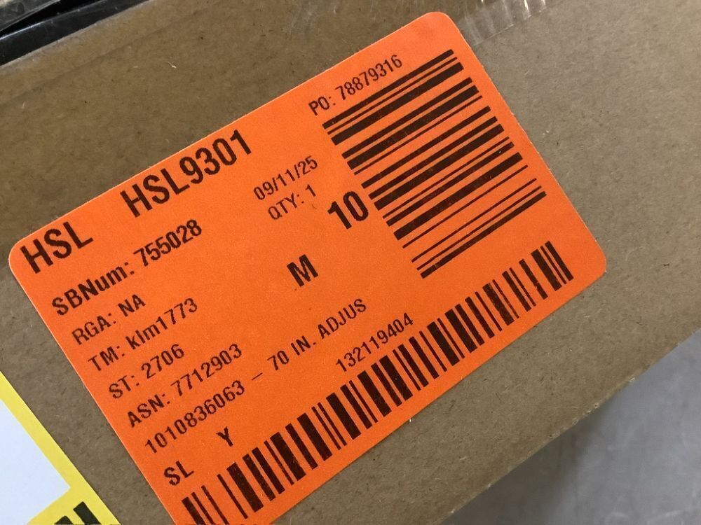 WaLensee 70 in. Adjustable Steel Handle Thatch Rake, 19 Tines, 0.8in. Blade Span - Image 3 - Lot 367JF