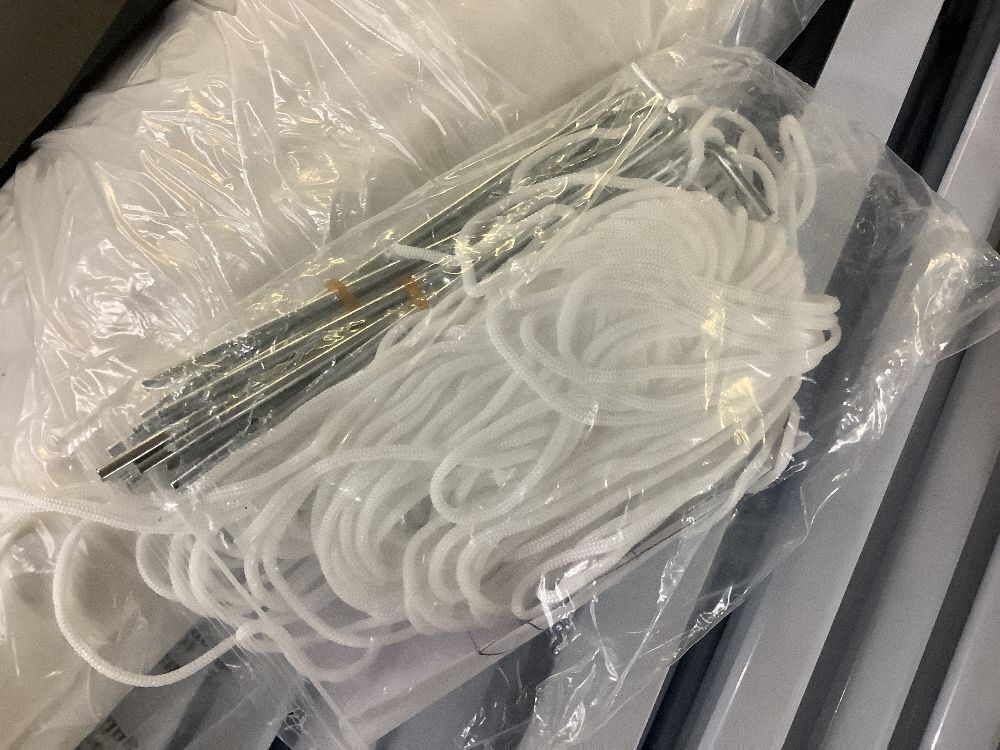 10'x 20' Pop Up Canopy with 4 Sides and Carry Bag White - Small Hole in Bag - Image 4 - Lot 41