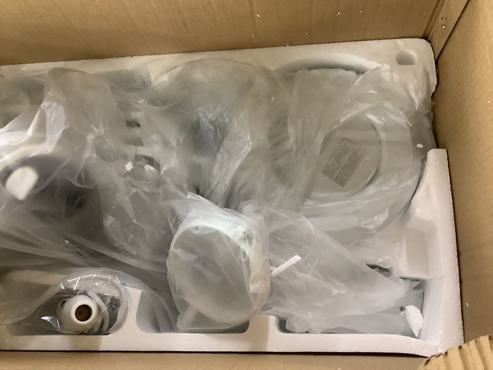 Funnylife 3 in 1 Aromatherapy Facial Steamer, 5X Magnifying LED Lamp, High Frequency Machine - Image 6 - Lot 63