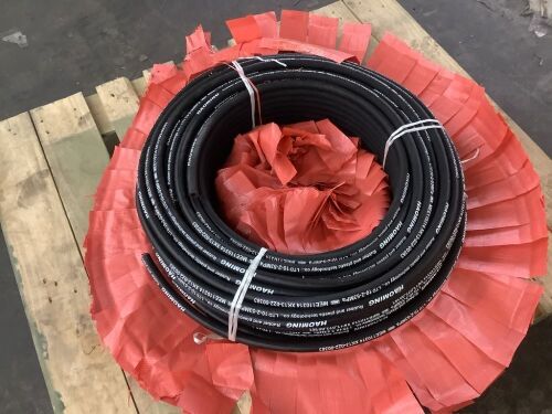 Roll of Hydraulic Hose, Approx 200' - Lot 64