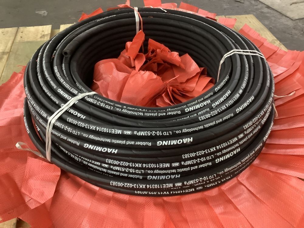 Roll of Hydraulic Hose, Approx 200' - Image 2 - Lot 64