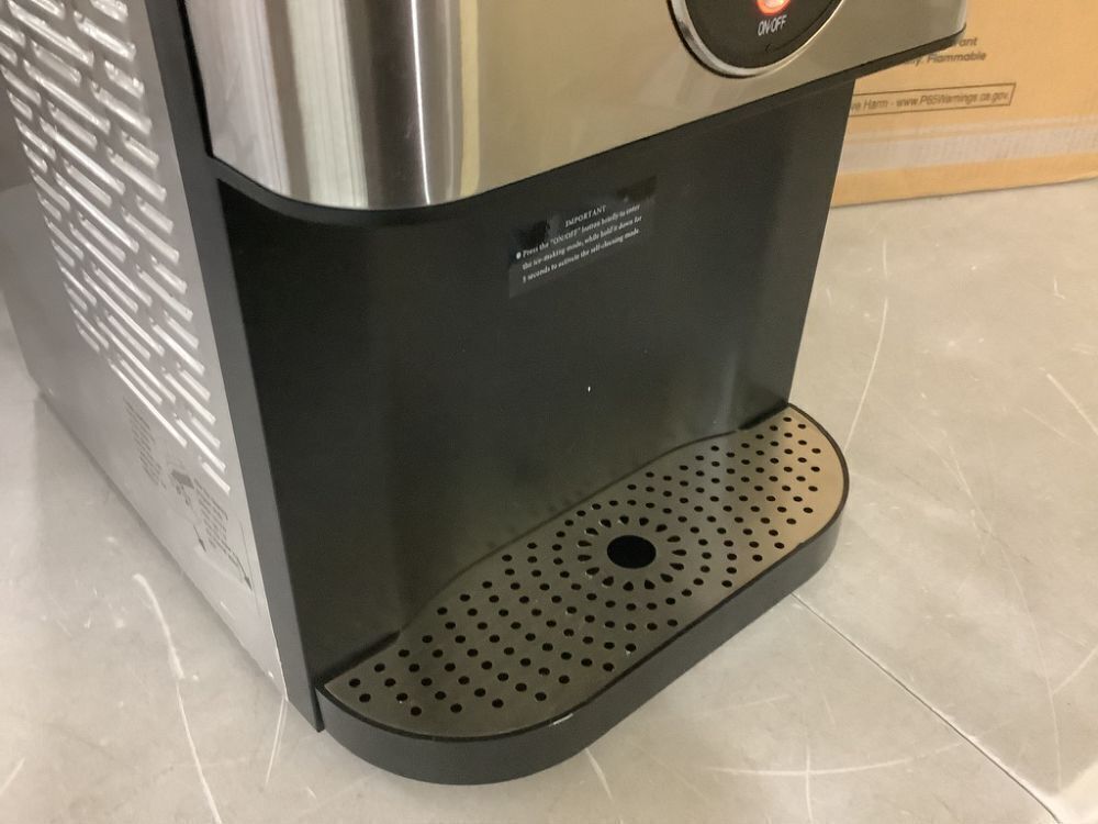 COWSAR 10.63 in. 44 lbs. Countertop or Portable Nugget/Pebble Ice Maker in Stainless Steel Silver - Image 3 - Lot 68JF