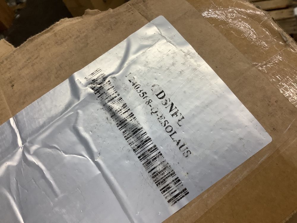 Queen Hybrid Mattress - Image 3 - Lot 94