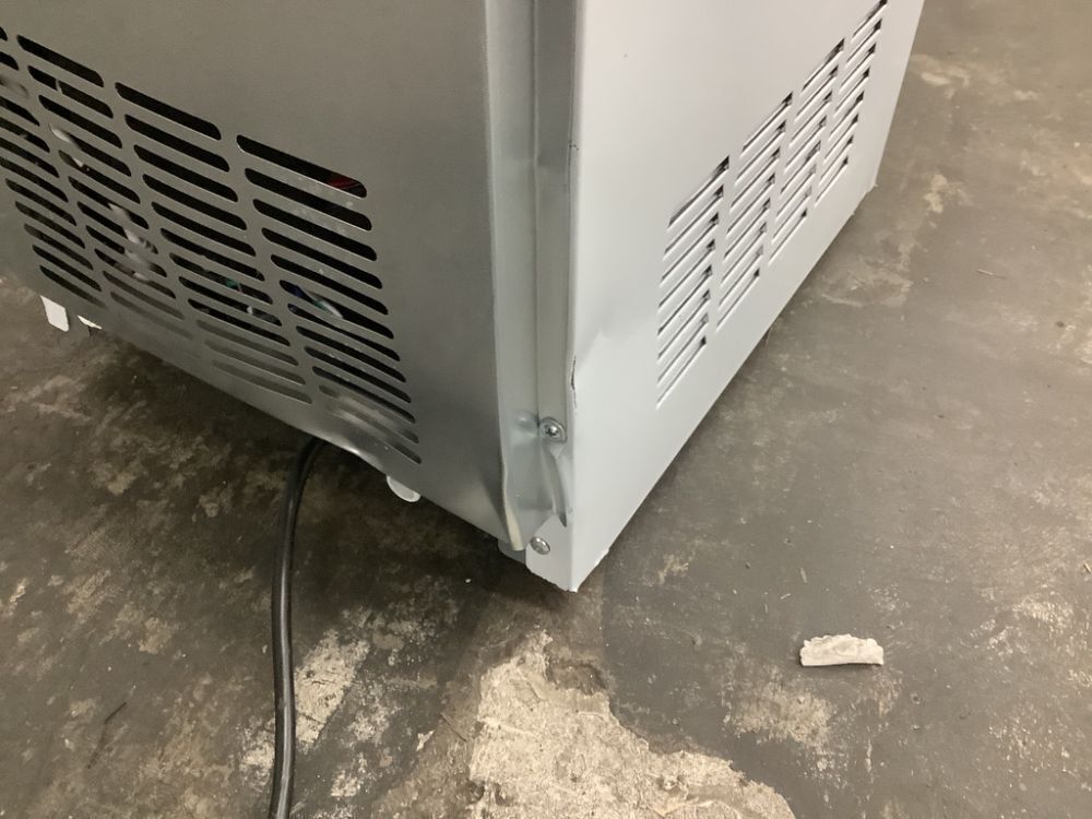 Commercial Ice Maker with Storage Bin - Image 6 - Lot 95JF