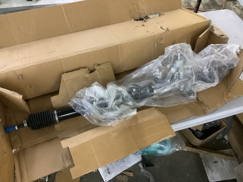 Hydraulic Power Steering Rack and Pinion for Honda Accord 2003-2007 - Image 2 - Lot 231