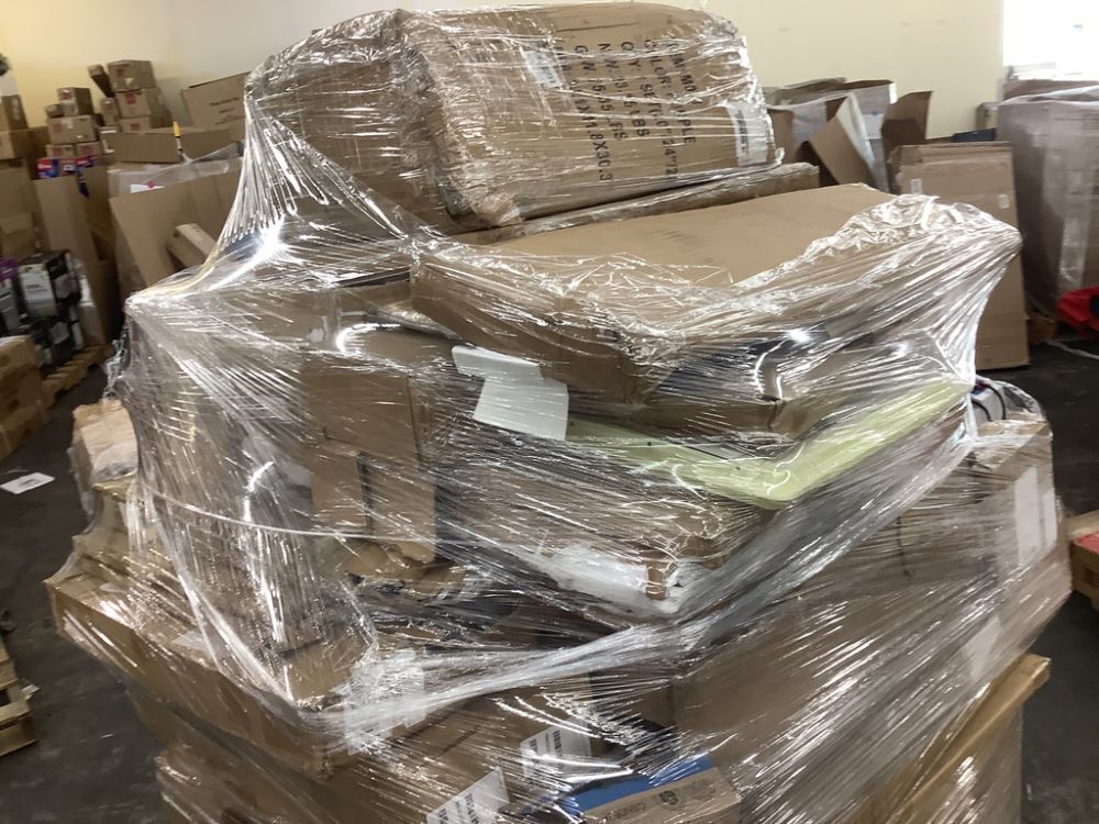 Salvage Pallet. Items Will Be Damaged and Incomplete. - Image 3 - Lot 734