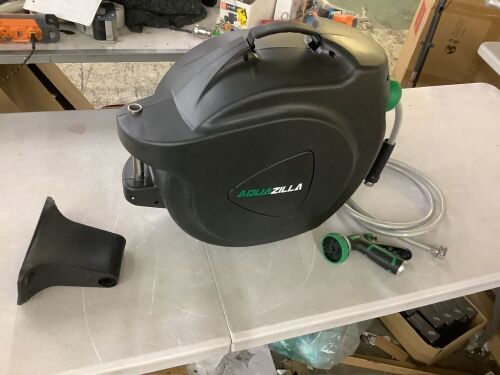Aquazilla Retractable Garden Hose Reel - Lot 740