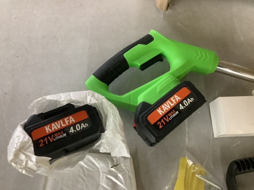 Cordless Electric Weed Wacker - Image 2 - Lot 744