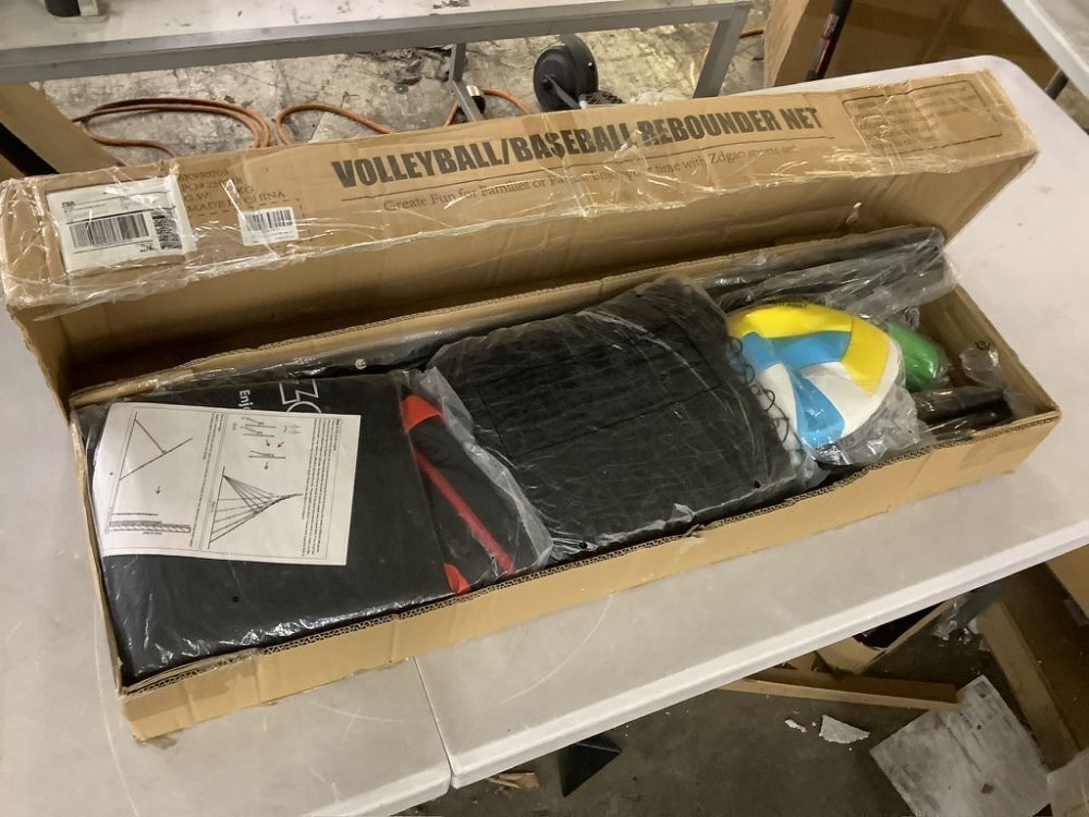 Zdgao Volleyball Rebounder Net 4x7ft - Image 2 - Lot 745