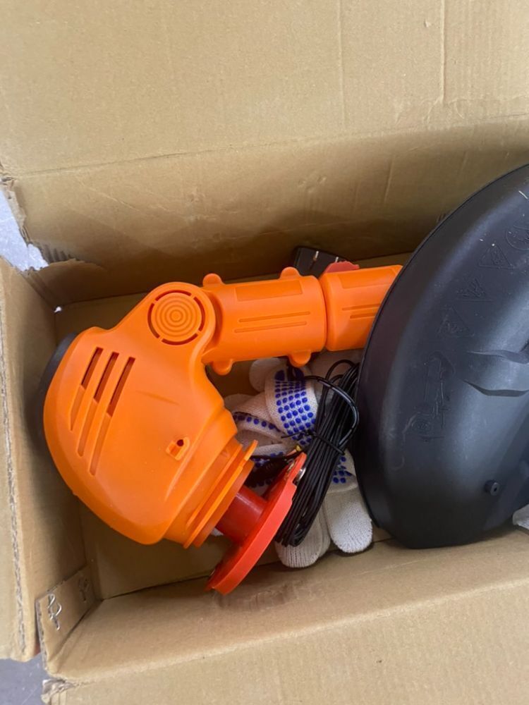 Cordless String Trimmer - Image 2 - Lot 386