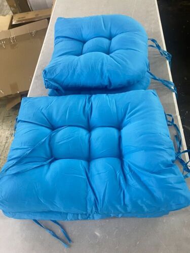 Set of 4 Chair Cushions, 2 Rounded & 2 Rectangle - Lot 404