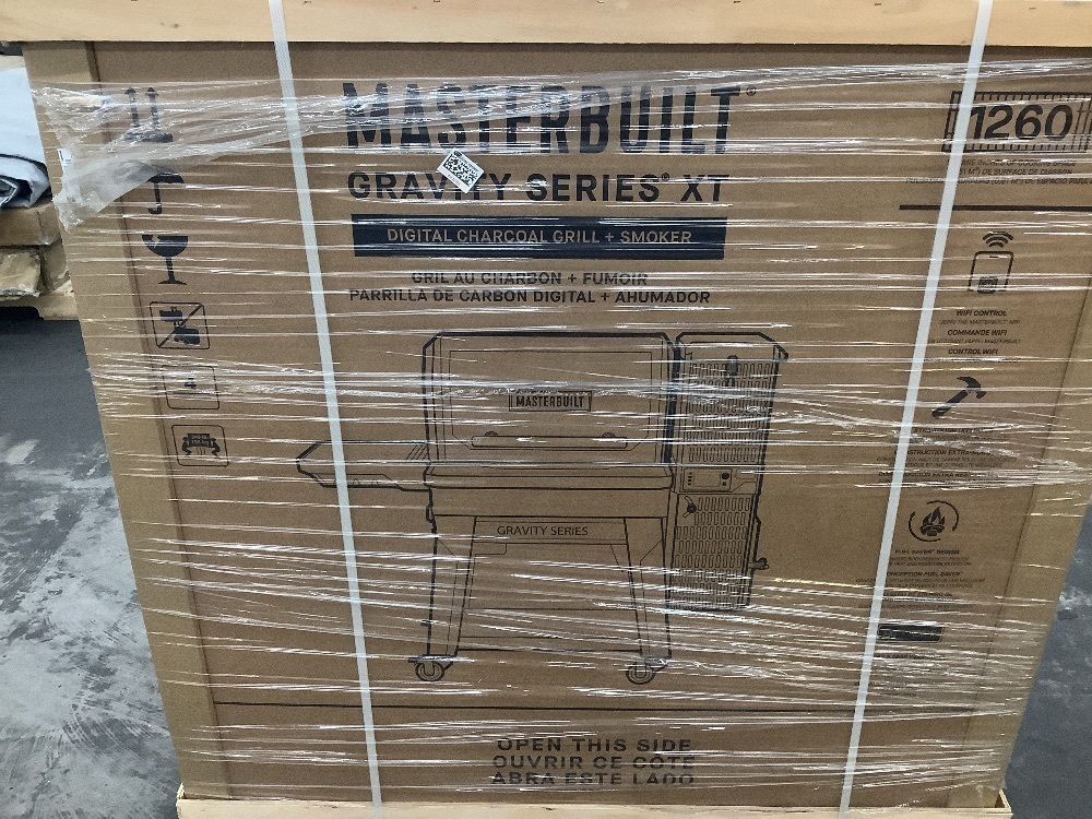Masterbuilt Gravity Series XT Digital Charcoal Grill and Smoker in Black - Image 3 - Lot 4JF