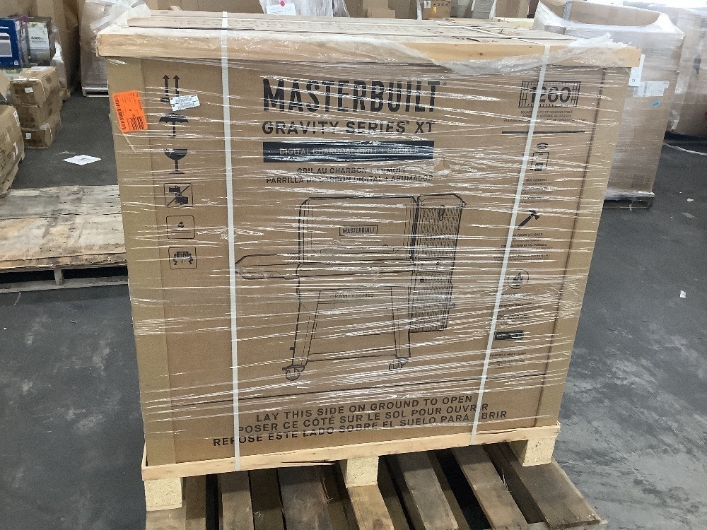 Masterbuilt Gravity Series XT Digital Charcoal Grill and Smoker in Black - Image 5 - Lot 4JF