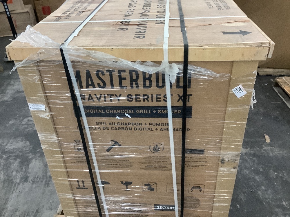 Masterbuilt Gravity Series XT Digital Charcoal Grill and Smoker in Black - Image 8 - Lot 4JF