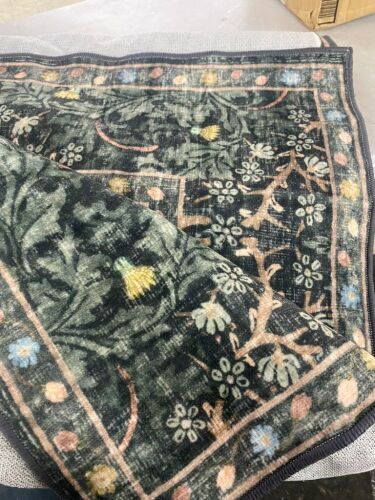 Large Area Rug, Approx 16.5' x 10' - Lot 420