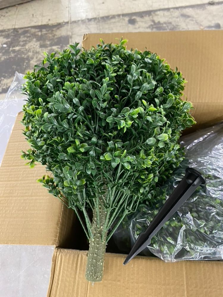 28" Artificial Boxwood Topiary Ball with Ground Spike, Set of 2 - Image 3 - Lot 517