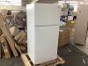 Vissani 18 cu. ft. Top Freezer Refrigerator DOE in White - Dented - Thumbnail 2