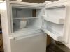 Vissani 18 cu. ft. Top Freezer Refrigerator DOE in White - Dented - Thumbnail 8